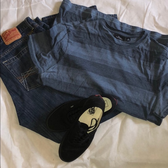 2/$15 MENS Marc Anthony striped blue shirt - Picture 1 of 3